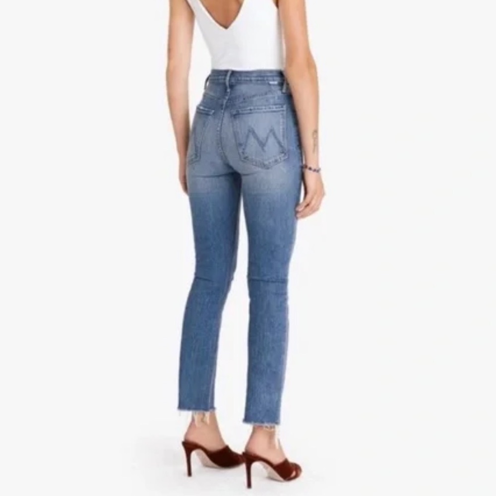 MOTHER The Pixie Dazzler Ankle Fray, color “Love Pop.”